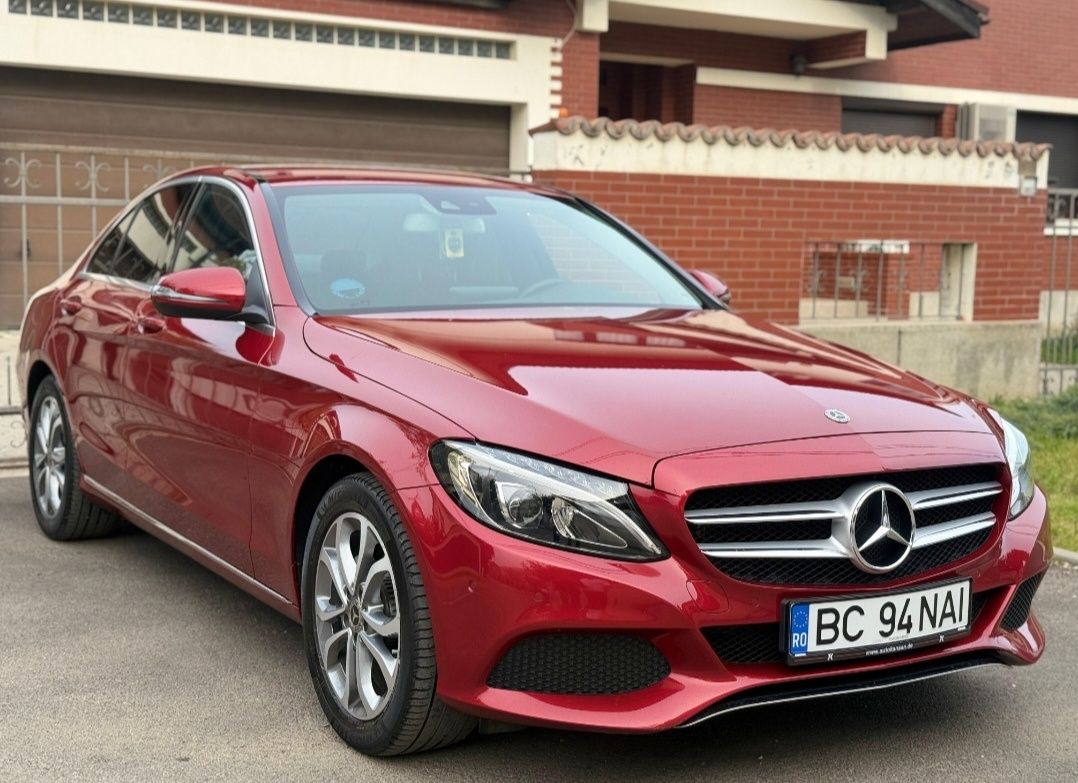 Mercedes Benz C180 CGI 156CP Consum 5L/100Km Pachet Avantgarde
