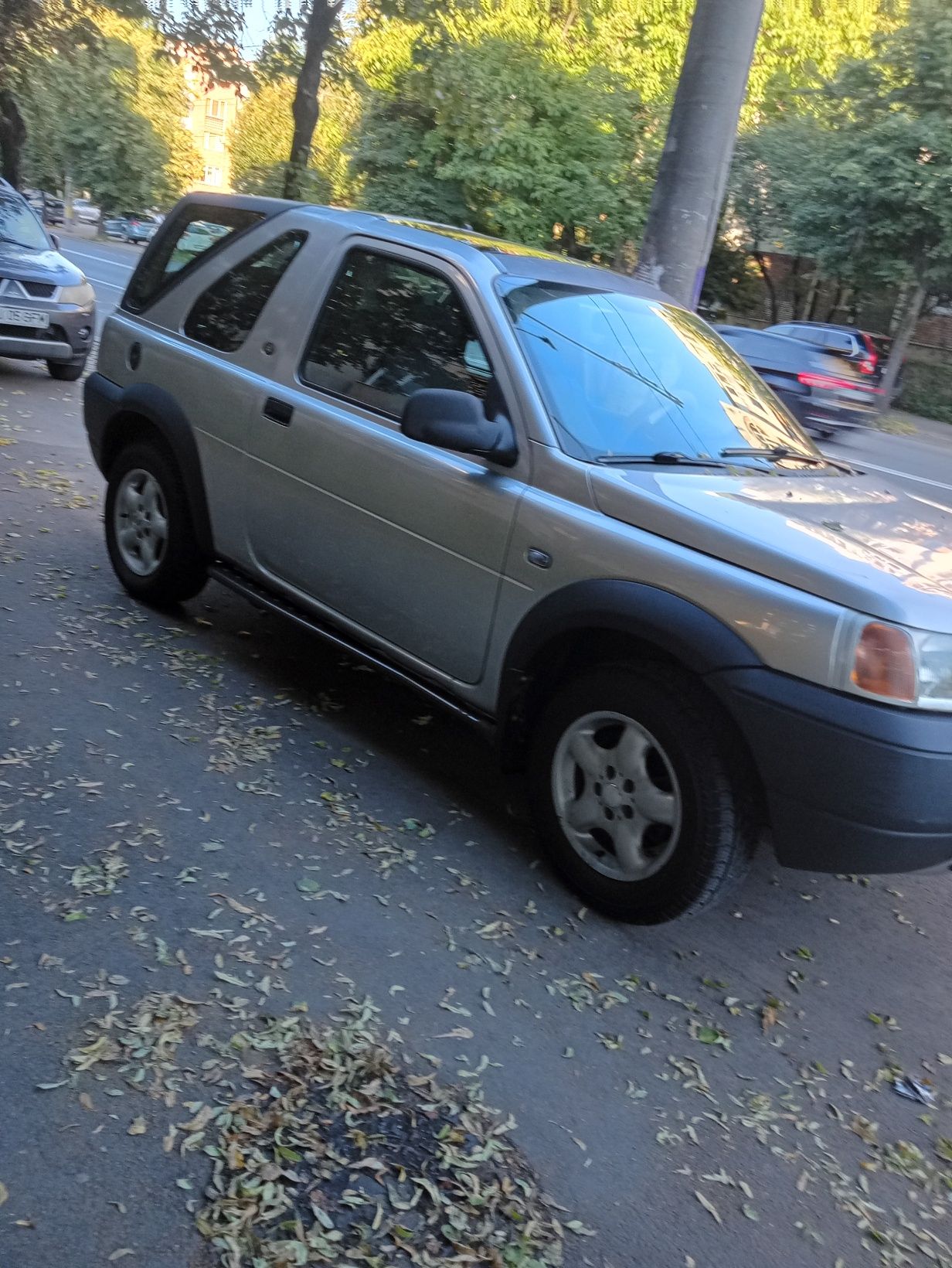 Vând Land Rover Freelander 2003