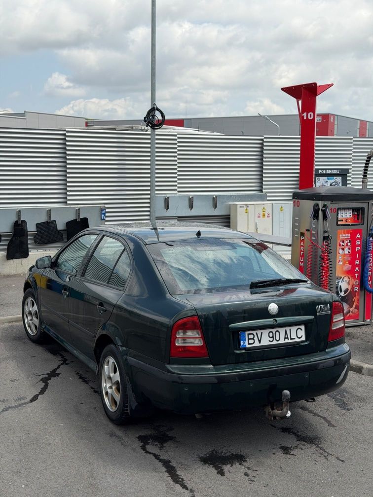 Vând skoda Octavia 1