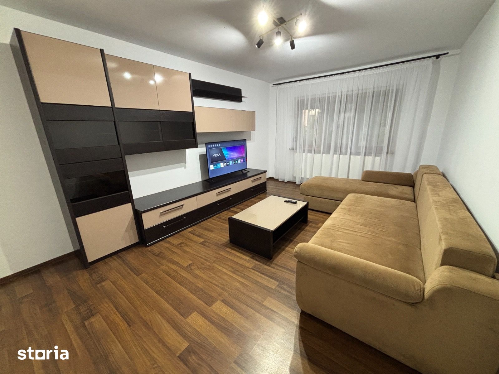 Apartament decomandat zona Rovine