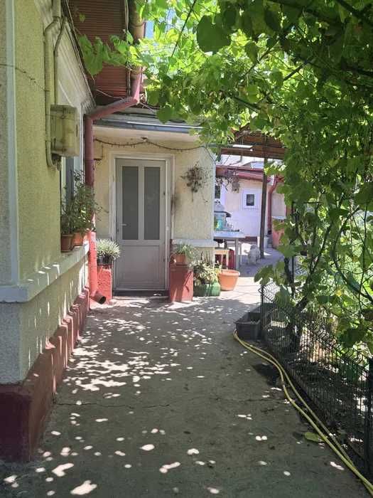 Casă de vânzare – Oraș Pantelimon, Ilfov | 207 mp teren | 106 mp construiți