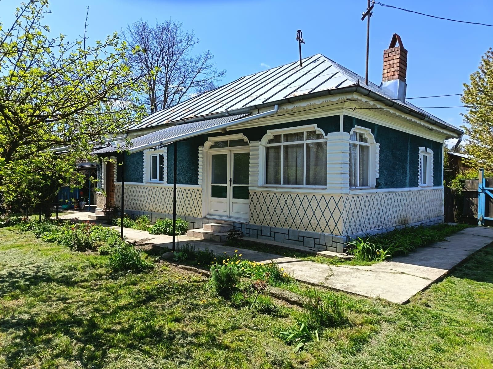 Casa de vanzare in Zanesti, Neamt - 4 camere, curte 2000 mp, direct proprietar
